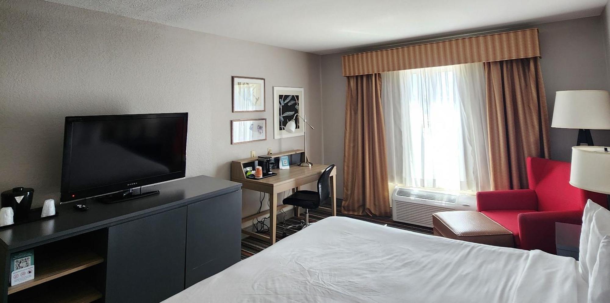 Country Inn & Suites By Radisson, Topeka West, Ks מראה חיצוני תמונה