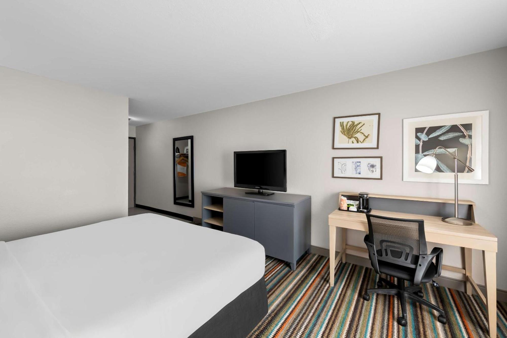 Country Inn & Suites By Radisson, Topeka West, Ks מראה חיצוני תמונה