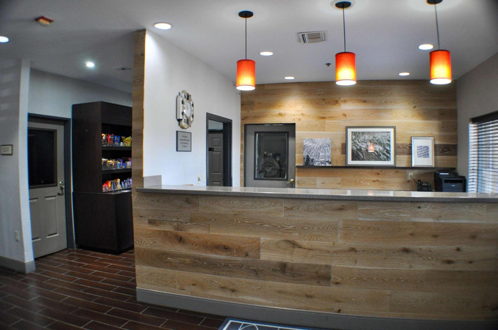 Country Inn & Suites By Radisson, Topeka West, Ks מראה חיצוני תמונה